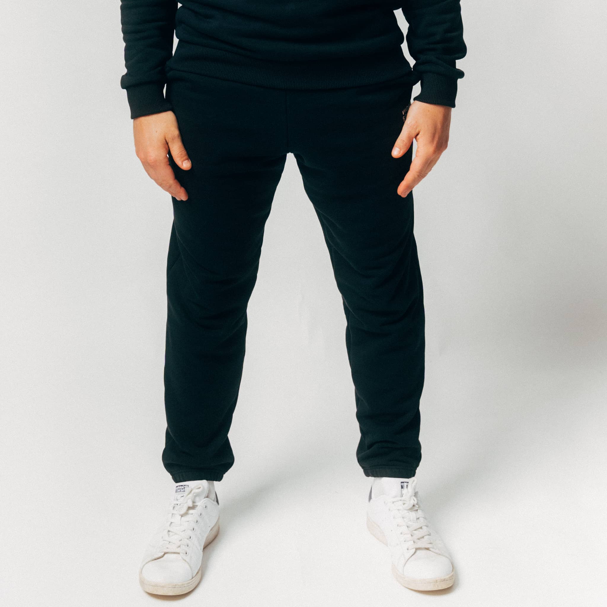 All black sweatpants online