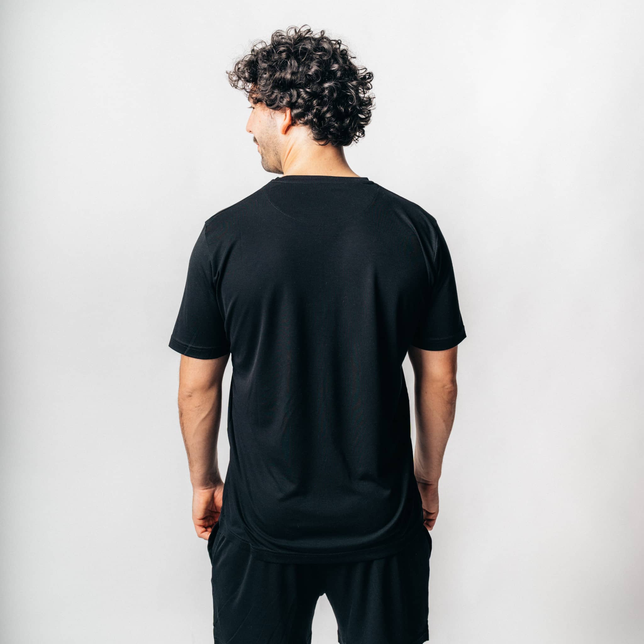 CLEAN I Natural Athleisure Shirt - schwarz